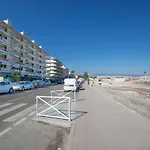 Seafront One Bedroom Apartment With A Terrasse Swimming Pool And A Parking