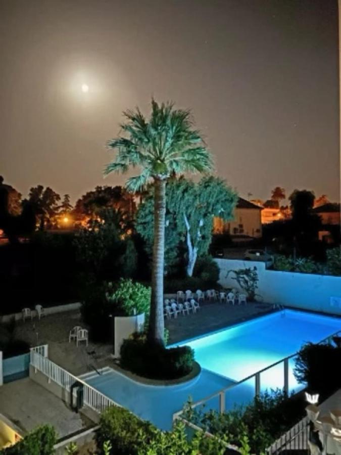 Seafront One Bedroom With A Terrasse Swimming Pool And A Parking Ferienhaus